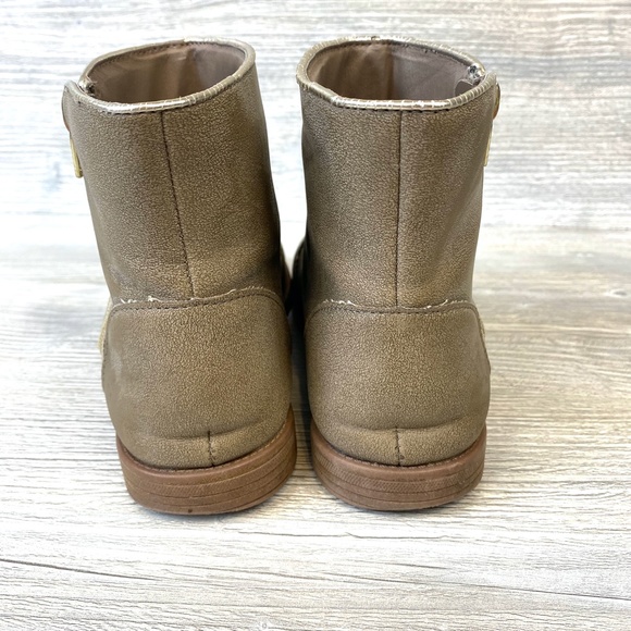 Cat & Jack Taupe Distressed Booties Girls 4 - Picture 4 of 6